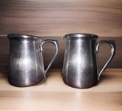 🔥(2) ONEIDA WATER PITCHERS🔥Vintage 18-8 Serco STAINLESS STEEL Made In JAPAN - Image 1 of 4