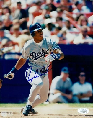 Foto Brillante 8x10 Firmada por Roger Cedeno Dodgers de Los Ángeles Autenticada por JSA Foto 1 de 2