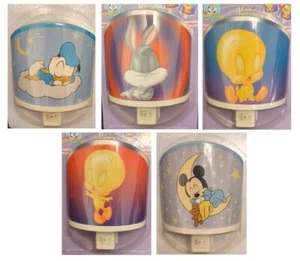 Magic Night Light Disney Characters UK Plug- Bulb included Mickey Donald Tweety - Picture 1 of 10