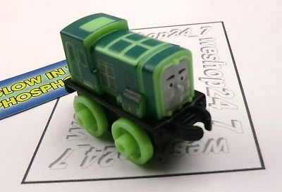 Thomas & Friends Minis Train Engine 2016 Brilla en la Oscuridad Paxton NUEVO ~ Ponderado Foto 1 de 4