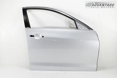 2013-2018 CADILLAC ATS ПЕРЕДНЯЯ ПРАВАЯ ПАССАЖИРСКАЯ БОКОВАЯ ДВЕРНАЯ ПАНЕЛЬ СЕРЕБРИСТАЯ ОТ ОРИГИНАЛЬНОГО ПРОИЗВОДИТЕЛЯ - Изображение 1 из 4