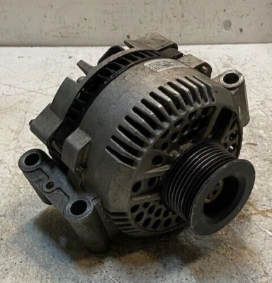 Motorcraft Alternator 7768-2-8G | 19210001 | 73274401 - Image 1 of 4