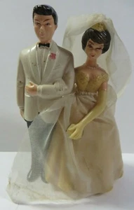 Vintage BRIDE & GROOM Anniversary Wedding Cake Topper Gold Dress Plastic 4.5" - Picture 1 of 12