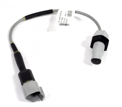 Raven RFM 60 Sensor with 3 Pin Deutch Connector - 063-0172-447 - Image 1 of 4