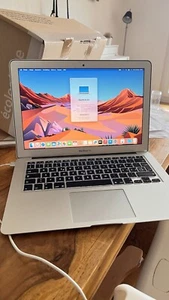 Apple Macbook Air (2012) in Perfektem Zustand - Bild 1 von 6