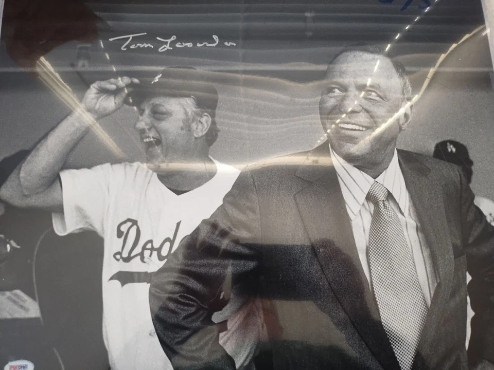 Tommy Lasorda Signed Los Angeles Landscape 16x20 Baseball Photo With Sinatra Ins - Image 1 of 1