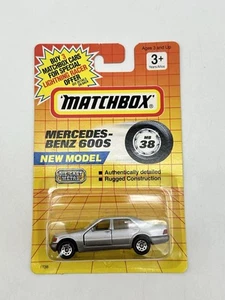 Matchbox 1993 Mercedes Benz 600s MB38 argento mai aperto nella confezione originale - Foto 1 di 2