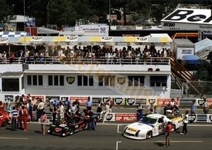 Vintage 35 mm Color Slide Le Mans Motor Racing Group 6 Coches Nikon BP X-4237 - Imagen 1 de 3