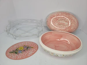 Temptations Tara Bouquet Floral Pink Oval Egg Casserole Dish W/ Lid Rack Trivet - Picture 1 of 22