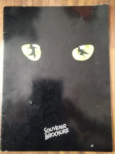 Cats Musical Theatre Programme Brochure Souvenir Webber New London Theatre - Picture 1 of 5
