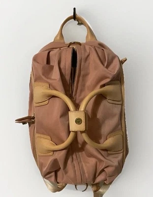 Bolso/Mochila Caraa Studio Pequeño Convertible Rubor con Cuero Natural Usado en Excelente Condición Hamptons Foto 1 de 4