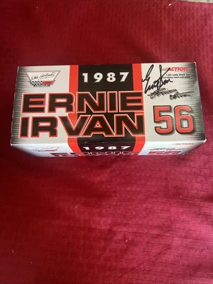 1/24 Action Racing 2000 #56 Ernie Irvan 1987 Dale Earnhardt Monte Carlo FIRMADO Foto 1 de 4