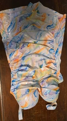 衬垫连体泳衣(L) 短款必备 👀 — 第 1/3 张图片