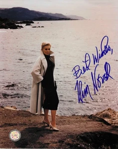 KIM NOVAK signed shown in  VERTIGO +  MAN with GOLDEN ARM.  GFA docs COA 8X10 - Picture 1 of 8