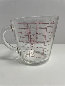 Taza medidora de vidrio vintage Pyrex 4 tazas mango D 1 cuarto letras rojas EE. UU. - Imagen 1 de 6