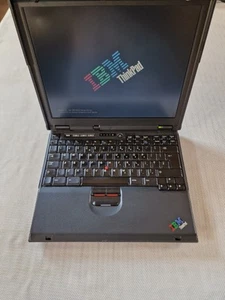 Portátil de colección IBM Thinkpad tipo 2655 Pentium III 850 MHz 64 MB de RAM solo probado - Imagen 1 de 20