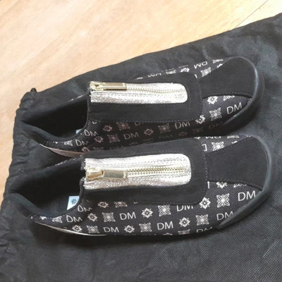 Zapatillas Mujer Bradford Exchange Talla 8 Color Negro con Cremallera Tono Dorado” Foto 1 de 4