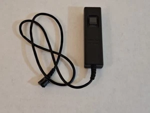 Genuine Minolta RC-1000 Wired Remote Shutter Controller, 21” Cable - Picture 1 of 4