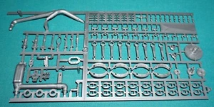 1935 Mercedes Benz 500 K-AK Pocher 1/8 Internal Engine Parts Etc. - Picture 1 of 1