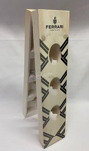 Pupitre in legno Ferrari porta bottiglie di vino da 6 posti 61x13,5x9,5 cm - Foto 1 di 8