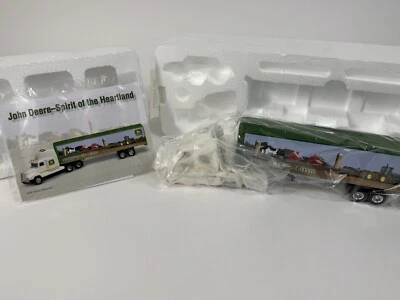 ERTL JOHN DEERE Runs Like A Deere TRACTOR / TRAILER  1:64 SCALE N.I.B. 2002 - Image 1 of 4