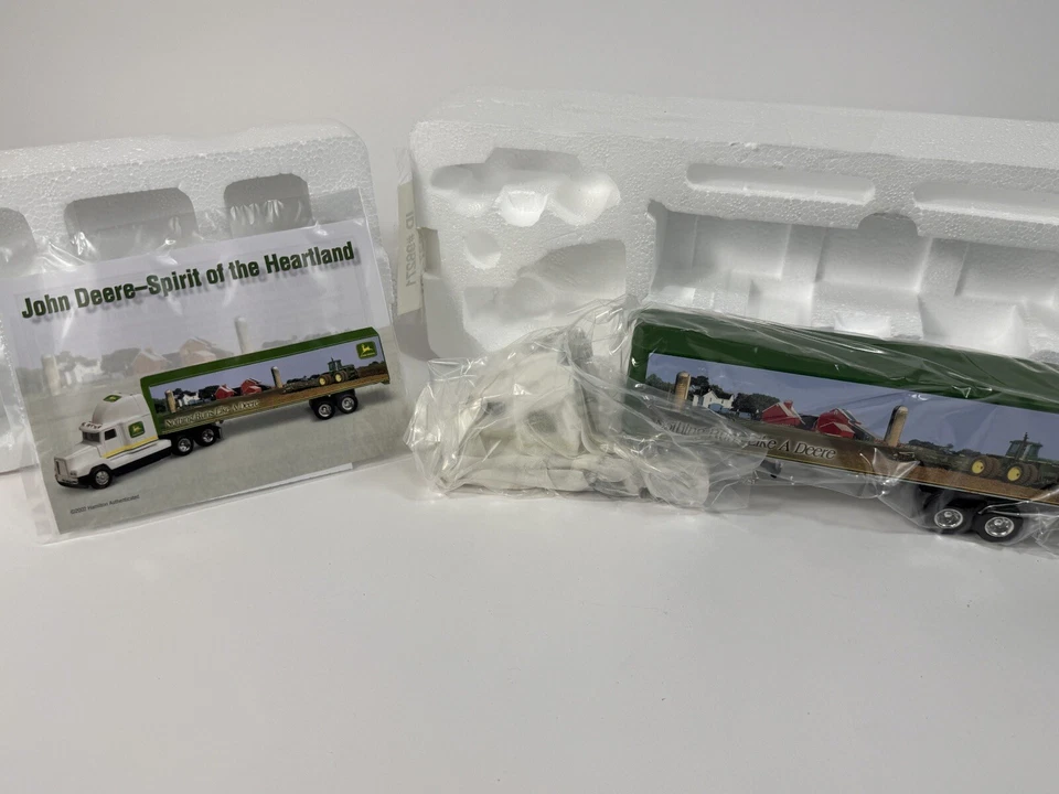 Ertl John Deere Lawn Care Express Semi 1 64