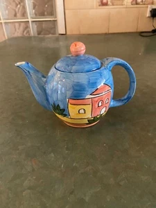 Maxwell & Williams Hacienda Teapot - Picture 1 of 5