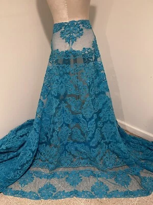 "Tela de encaje con cuentas de lentejuelas bordadas con cordón turquesa 50"" de ancho se vende por yarda" Foto 1 de 4