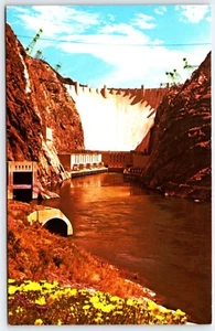 Postcard Nevada Arizona Hoover Dam From Below Colorado River Unposted - Picture 1 of 2