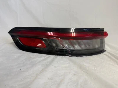 Luz trasera exterior del conductor izquierdo OEM 2021-2024 Jeep Grand Cherokee L SIN INSTALAR Foto 1 de 4