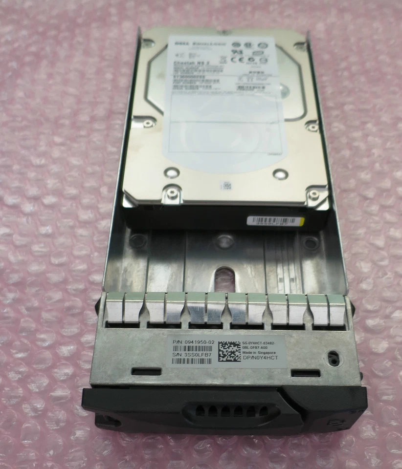 Dell EqualLogic 600Gb 10K Y4HCT 0941950-02 RS-600G10-SAS-NS2-DELL Hard drive - Image 1 of 1