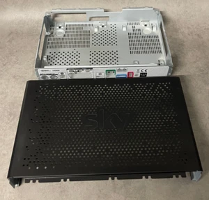 Humax Sky PR-HD3000 S HD4 - Sat-Receiver - Nur Gehäuse ohne Elektronik - Bild 1 von 2