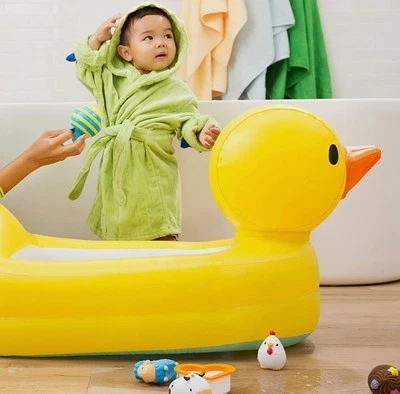 Bañera inflable Munchkin Pato bebé niño superficie antideslizante 39,5 pulgadas x 19 pulgadas Foto 1 de 4