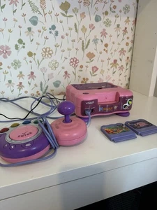 Pink VTECH V Smile Kids Tv Learning System Console with 2 games  & Controller - Picture 1 of 8