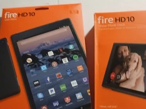 Amazon Kindle Fire HD10 7th generation 32gb 1080p with show mode dock pkg. NIB! - Picture 1 of 21