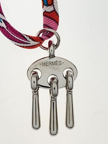 HERMÈS HERMES Collana Girocollo Tourbillon Seta Multicolore Top con Donna