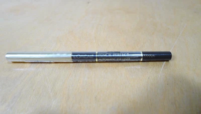 L'OREAL Pencil Perfect Self-Advancing Eyeliner #135 Cocoa  - Image 1 of 2