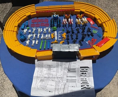 Vintage MARX BEN HUR HUGE PLAY SET & MORE Amphitheater Chariots Figures Huge set - image 1 of 4