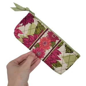 Vera Bradley Hello Dahlia Makeup Brush Pouch Floral lLined Zip Quilted - NEW - Picture 1 of 6