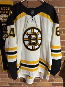 Adidas Boston Bruins Team Issue AUTHENTIC White Victor Bergland Size 56 - Picture 1 of 5