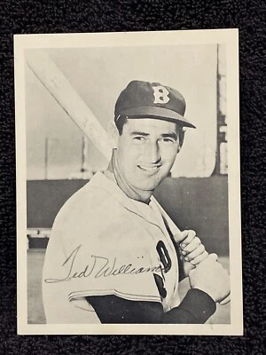 ВИНТАЖ 1950-х Ted Williams 3 5/8 x 4 7/8 черно-белое фото, Boston Red Sox, ОЧЕНЬ ХОРОШЕЕ! - Изображение 1 из 2