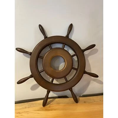 Rueda de barco de madera colgante náutica decorativa vintage Foto 1 de 4