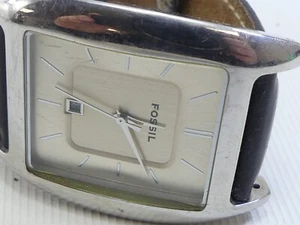(ref288W61) Herren Fossil Tank Armbanduhr mit neuer Batterie - Bild 1 von 5