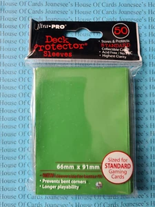 Ultra Pro Sleeves - Solid Green - Standard (50) Deck Protectors (82671) - Picture 1 of 3