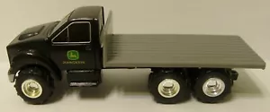 Camión recto/placa negra John Deere escala 1/64 - Imagen 1 de 6