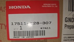GENUINE OEM HONDA 17511-Z28-307 FUEL TANK - Picture 1 of 3