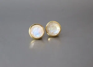 MOONSTONE Earrings. Gold. Beautiful Blue Flash. Brand New. - Picture 1 of 6