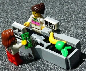 Lego MOC Minifigura Tienda de comestibles Pago con minifiguras - Imagen 1 de 10