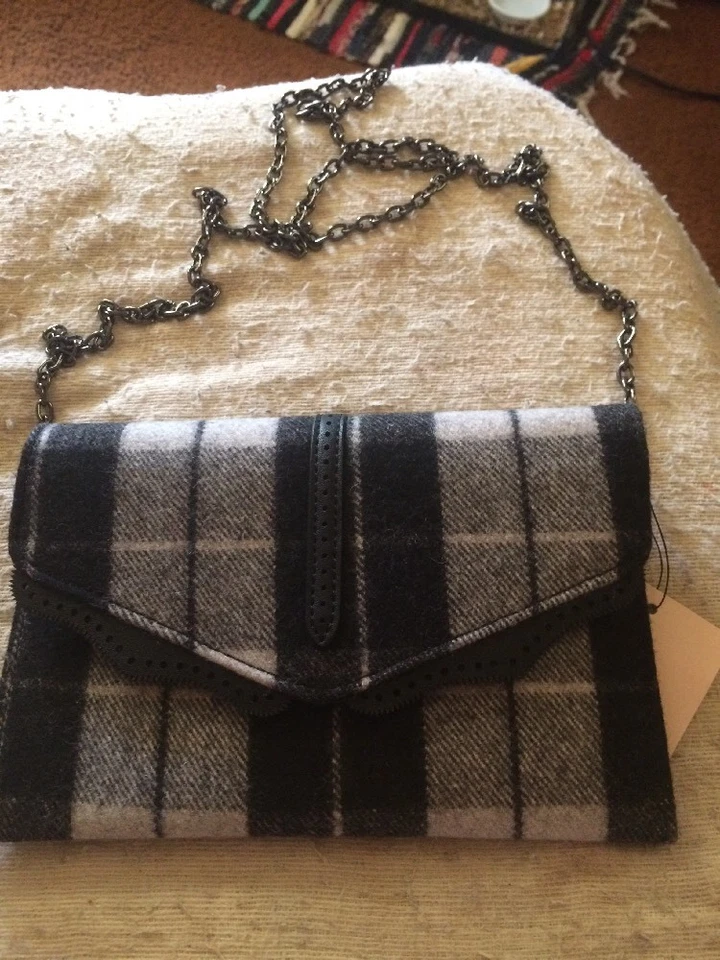 Danielle Nicole Womens Hudson Wool Plaid Crossbody Handbag DN164500