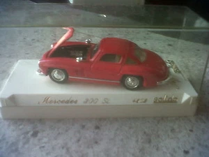 VOITURE MINIATURE SOLIDO AGE D'OR MERCEDES 300SL REF: #4502 ROUGE NEUVE - Picture 1 of 1